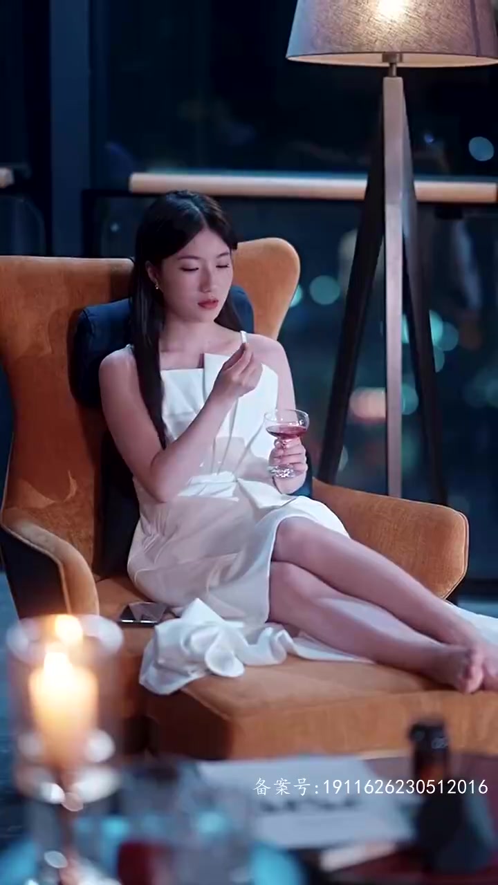 电影：一不小心成了墨总的白月光